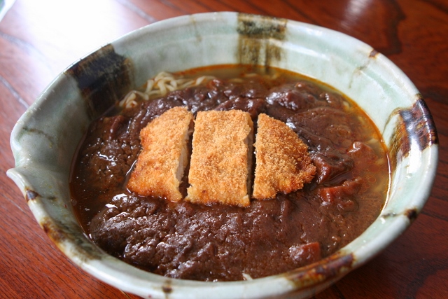 おふくろ　カツカレーミックスラーメン